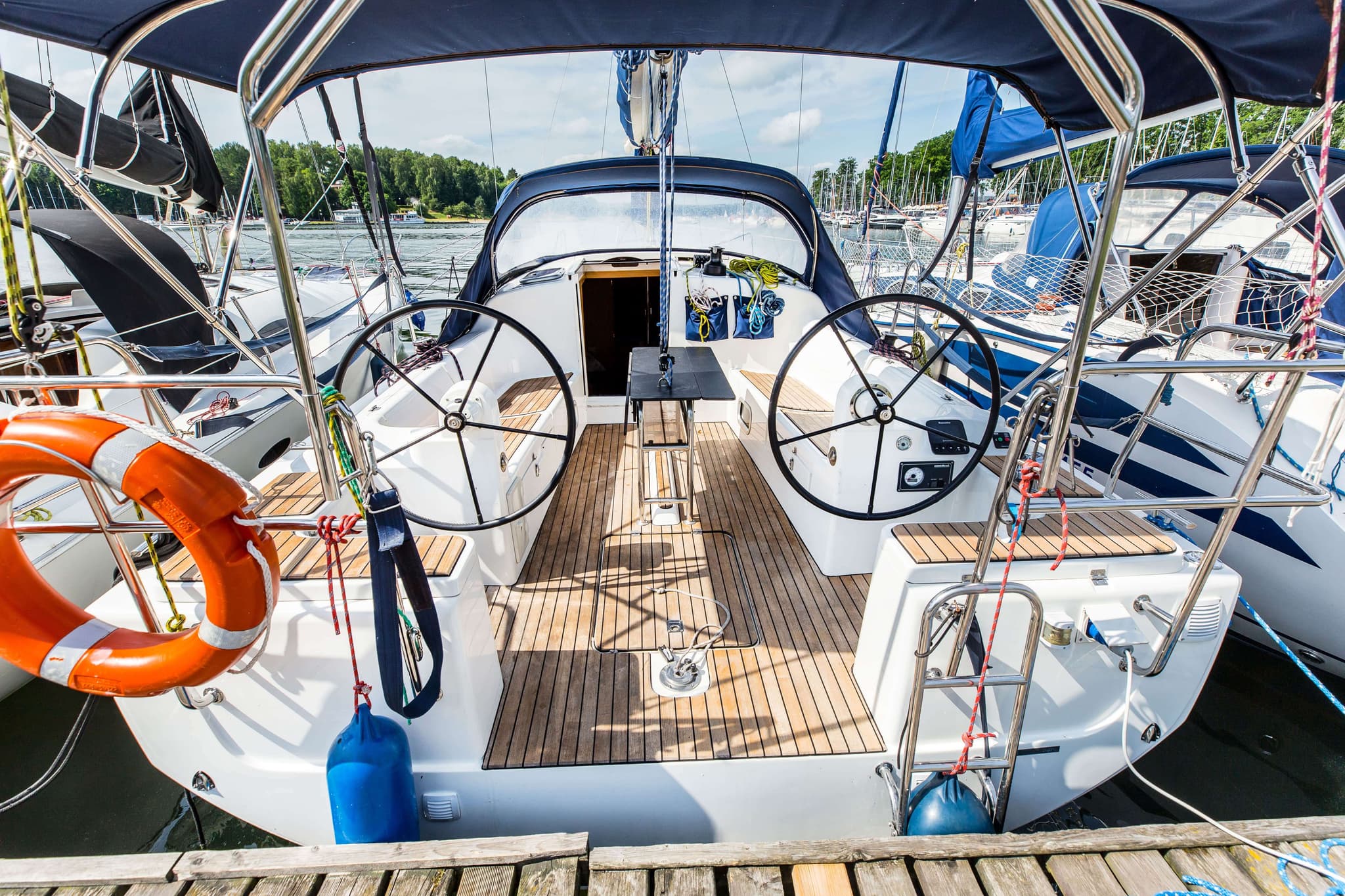Czarter jachtu Antila 33