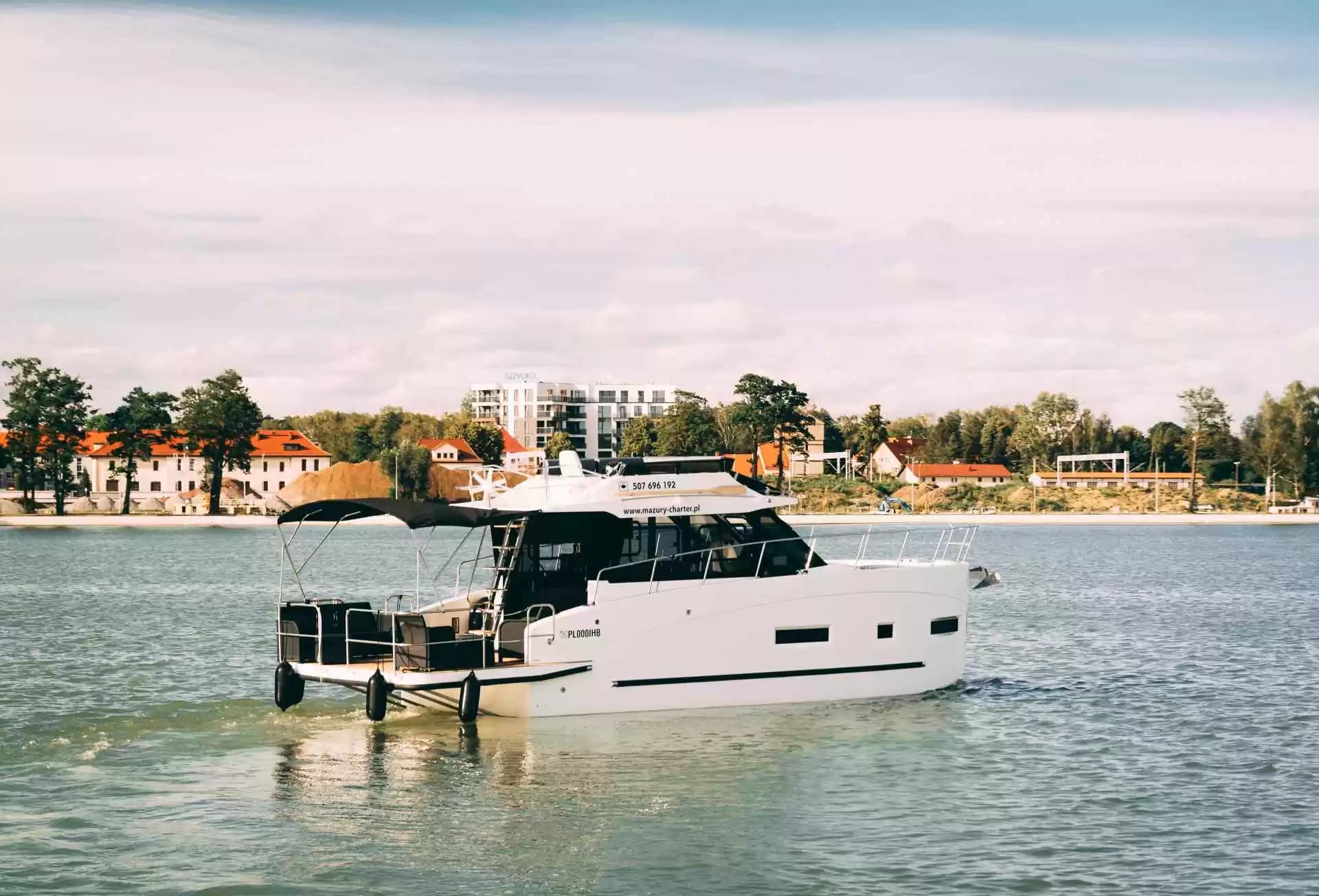 Houseboaty
